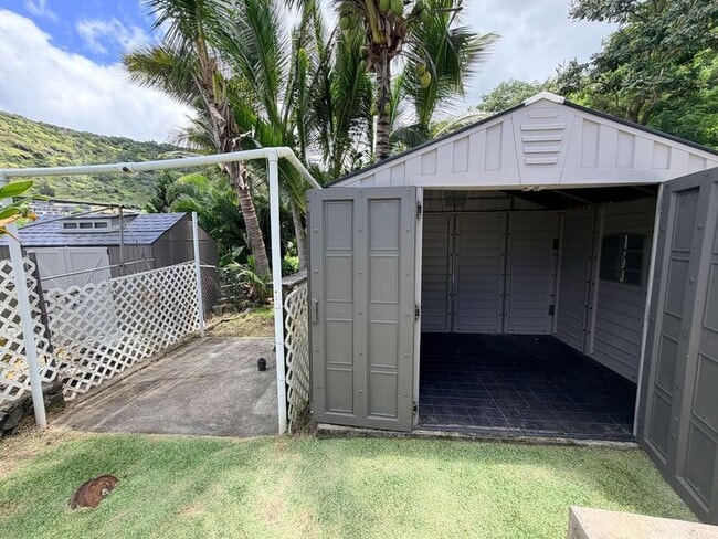 Building Photo - 1638 Ala Mahina Pl