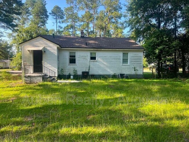 Building Photo - 2201 Shirley Ave