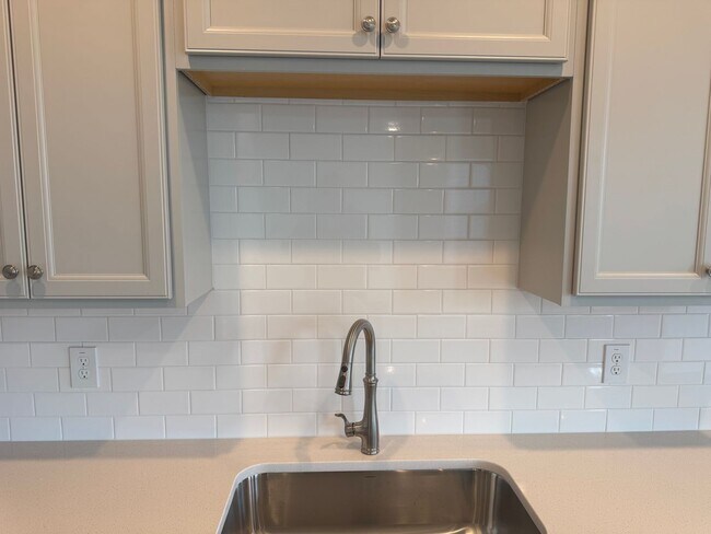 Building Photo - 3 Bedroom 2.5 Bathroom House in Hawthorne Landing - Goose Creek