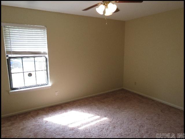 Building Photo - 2116 Peach Tree Dr