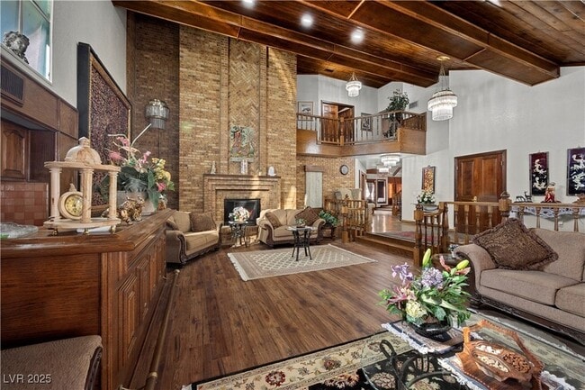 Building Photo - 3969 Royal Viking Way