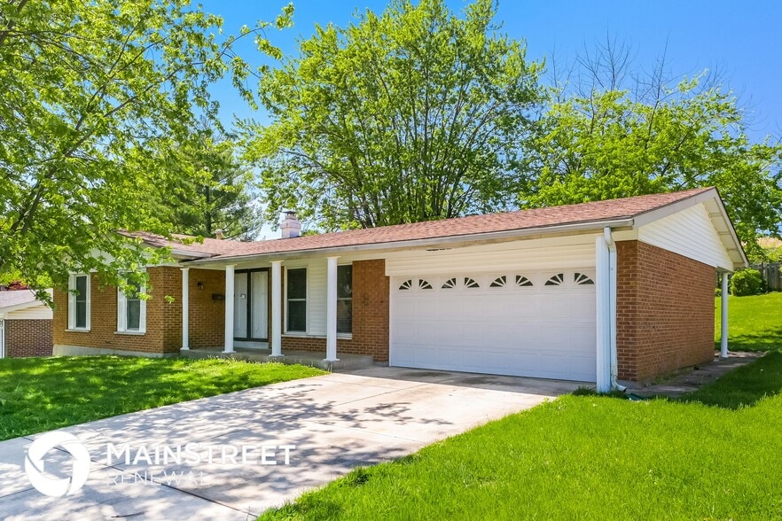 Building Photo - 2075 Cordoba Dr