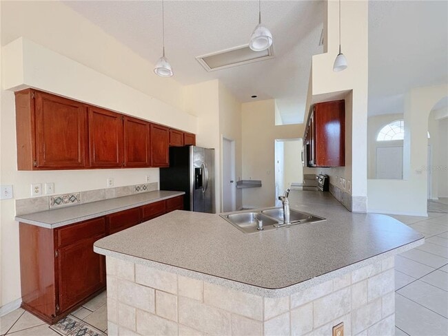 Building Photo - 2436 Deermeadow Dr