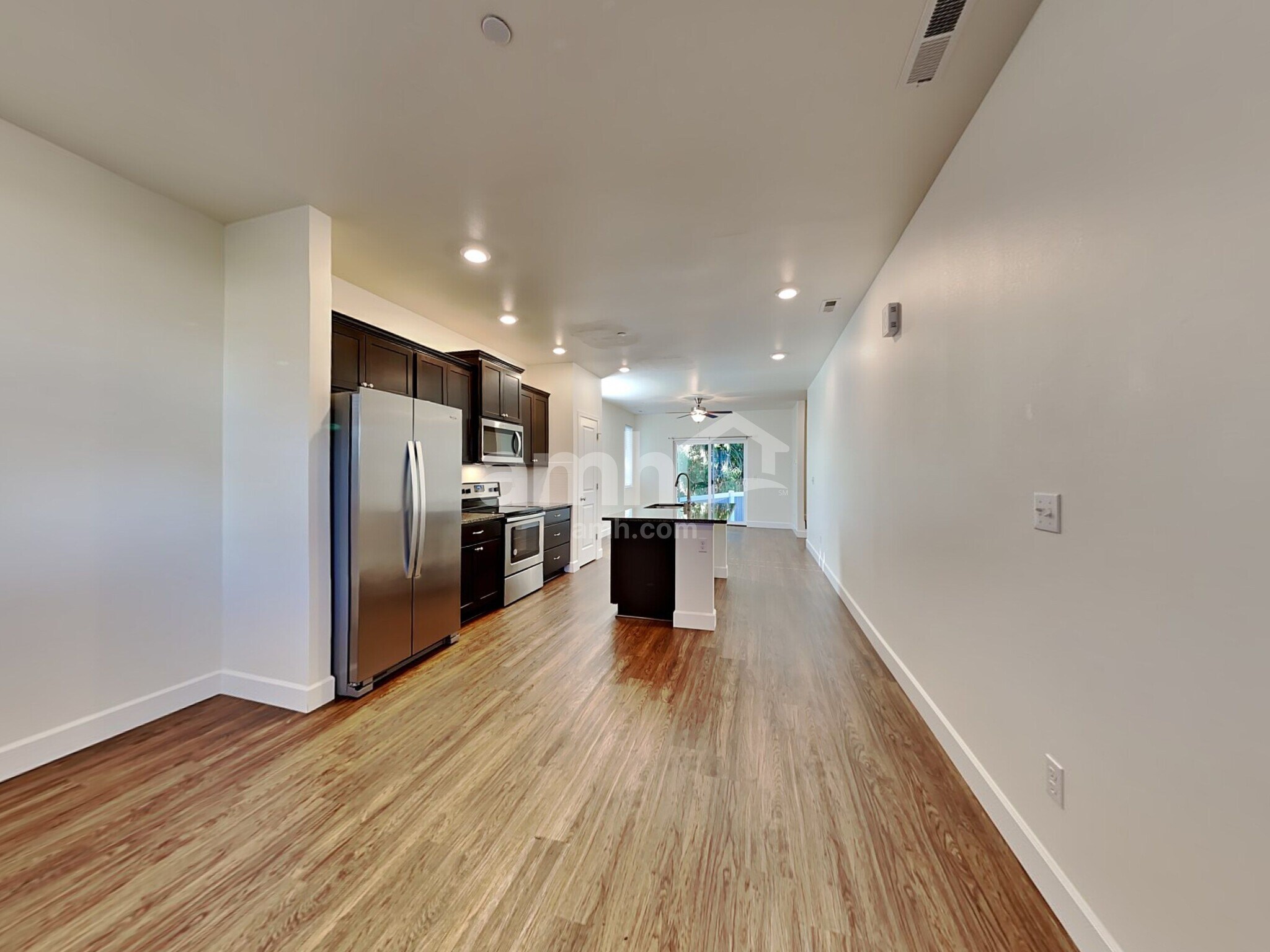 Building Photo - 13938 106th Ave E