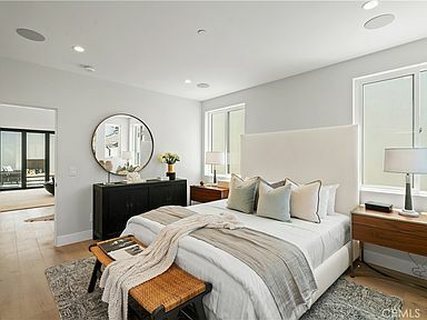 Building Photo - 603 Iris Ave