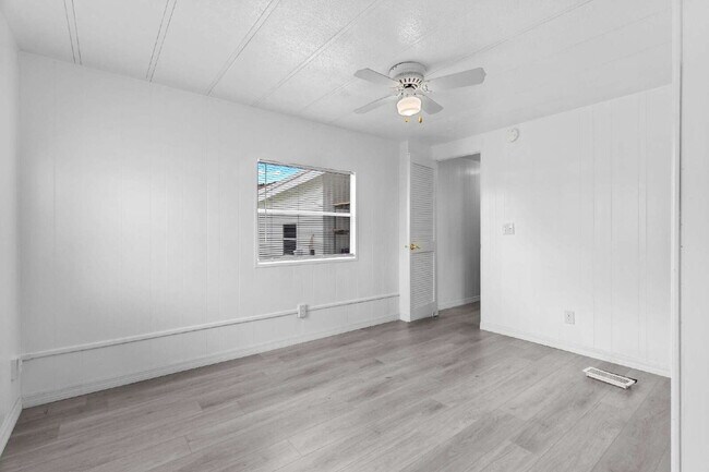 Building Photo - Affordable 2BR/1BA in Orange Blossom section of The Villages