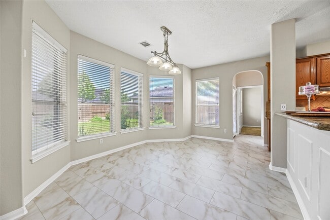 Building Photo - 17406 Lonesome Dove Trail