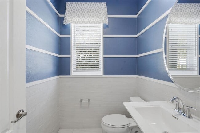 Building Photo - 16029 Tollington Alley