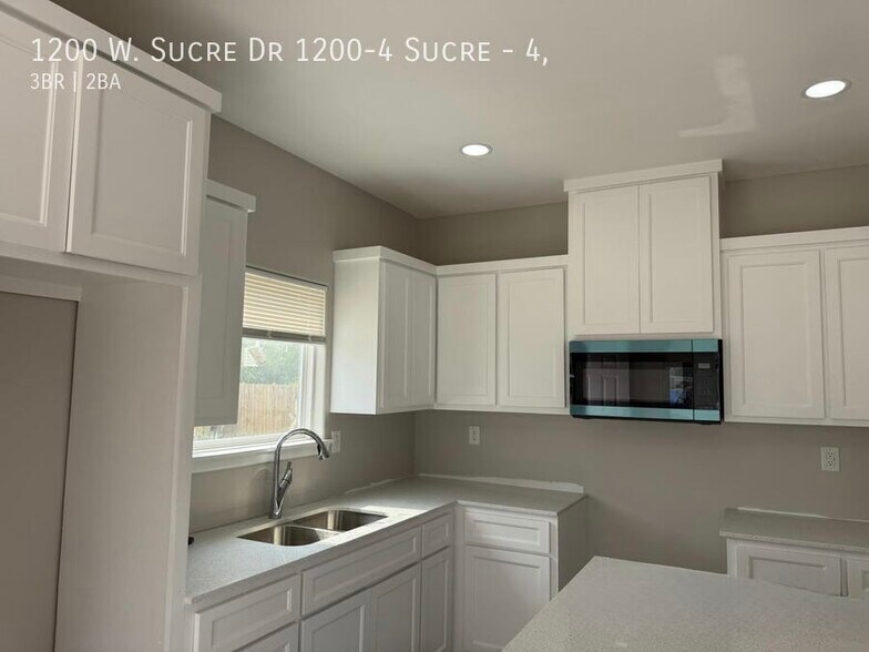 Building Photo - 1200 W Sucre Dr