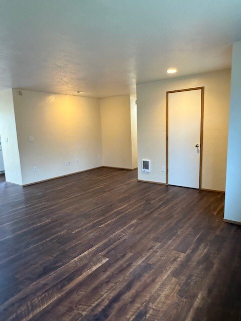 Building Photo - 1316 Wingwood Pl