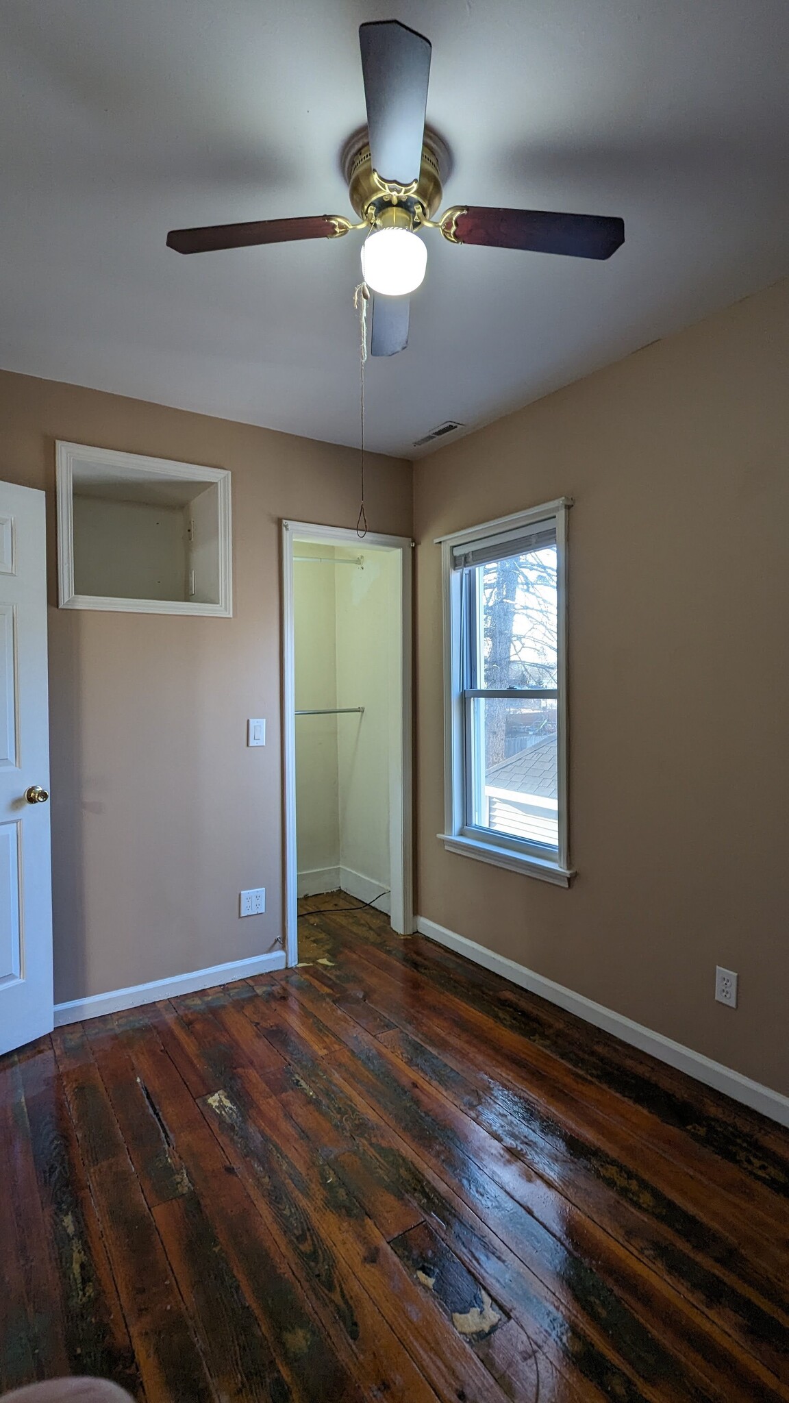 Building Photo - 1553 Helderberg Ave