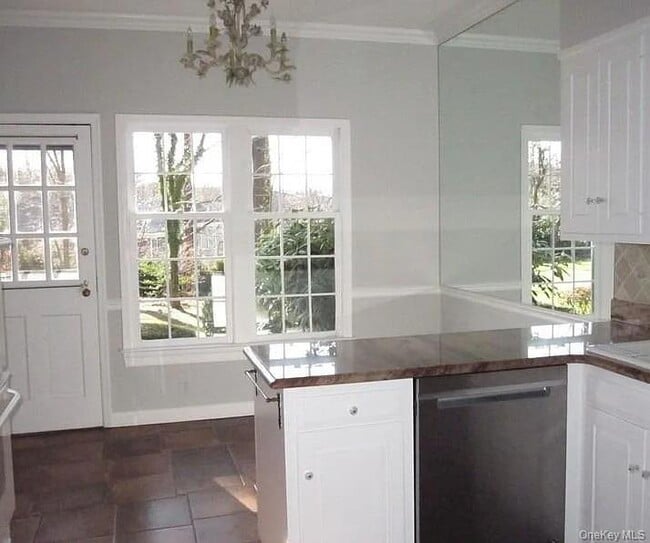 Building Photo - 10 Duke of Gloucester