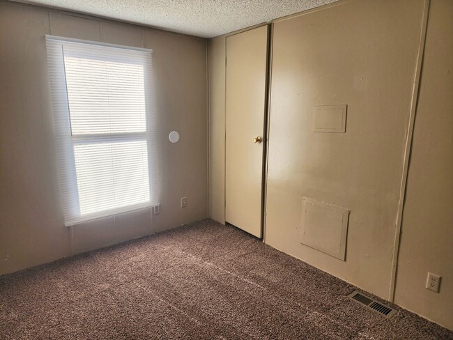 Building Photo - 1310 N Avenue J