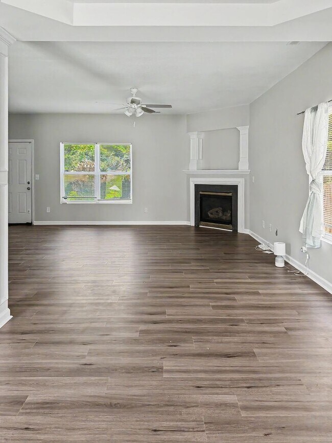 Building Photo - 2717 Forest Grove Ct