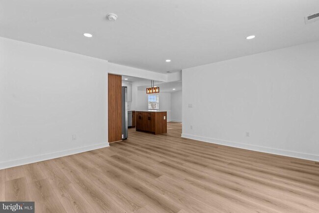 Building Photo - 139 Ivy Hill Rd