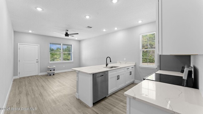 Building Photo - 4345 Barna Ave