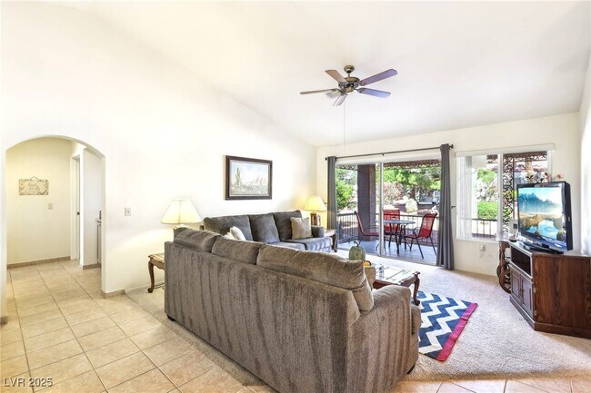 Building Photo - 3013 Sungold Dr
