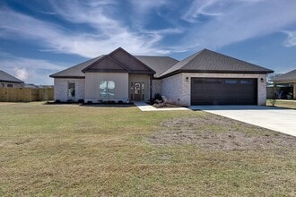 Building Photo - Available June 1, 2026