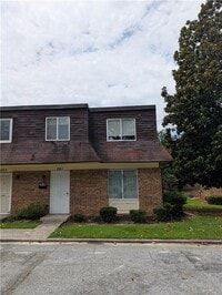 Building Photo - 201 Peyton Pl SW