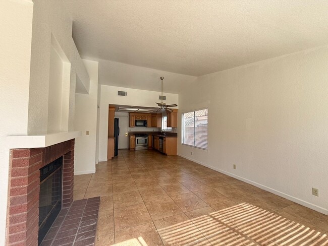 Building Photo - 6725 Trammel Ct