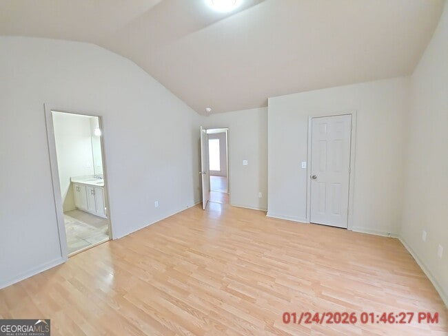 Building Photo - 2669 Deann Dr