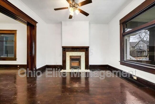 Building Photo - 890 Studer Ave