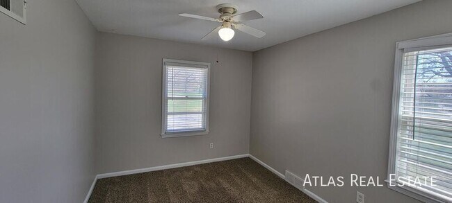 Building Photo - 8036 Reinhardt Ln