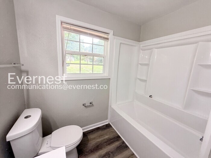 Building Photo - 3318 Bonds Ave