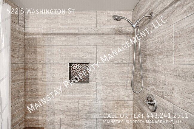 Building Photo - 522 S Washington St