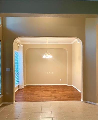 Building Photo - 11490 La Grange Dr