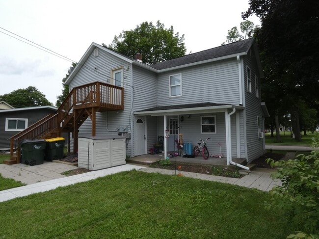 Building Photo - 107 Pearl St