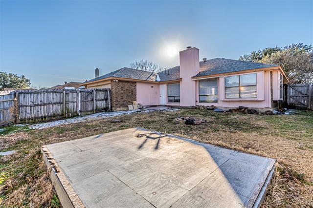 Building Photo - 2606 Hollow Bend