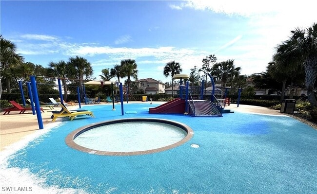 Building Photo - 10480 Carolina Willow Dr