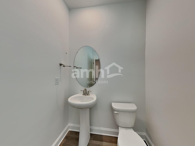 Building Photo - 1144 Livengood Wy