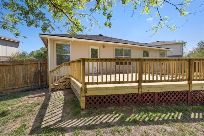 Building Photo - 1015 Glen Meadow Cove