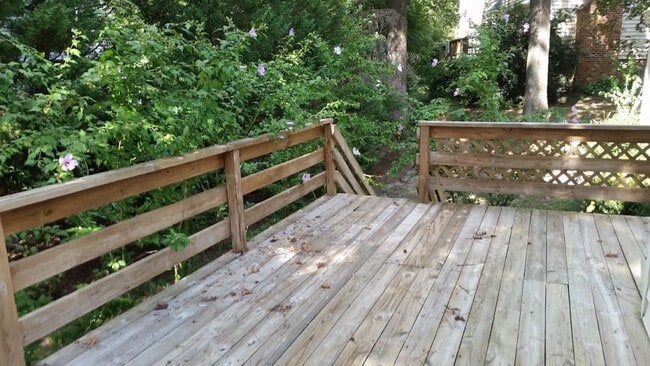 Building Photo - Midlothian-Brandermill Subdivision-close to water