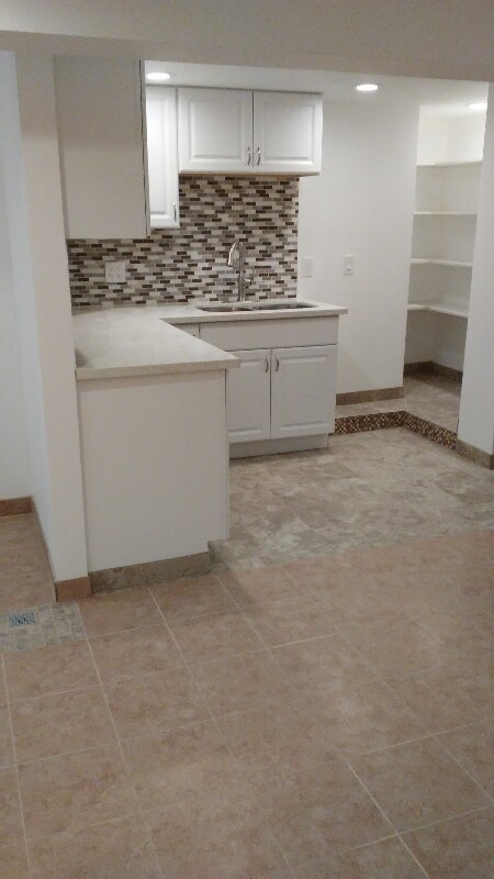 Building Photo - 6315 S Cyclamen Sq