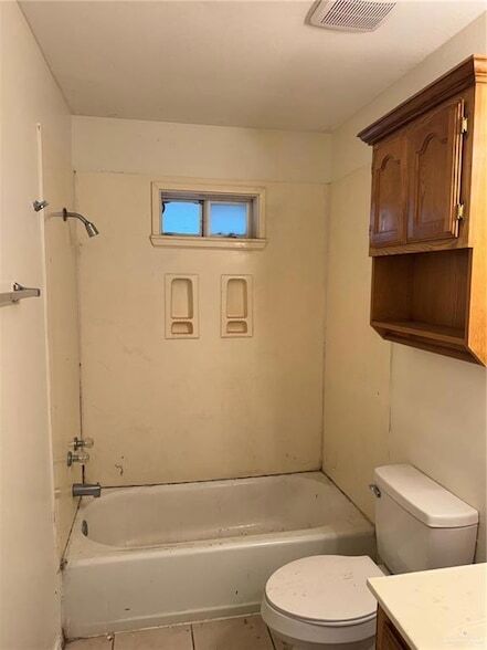 Building Photo - 1408 W Prosperity Dr