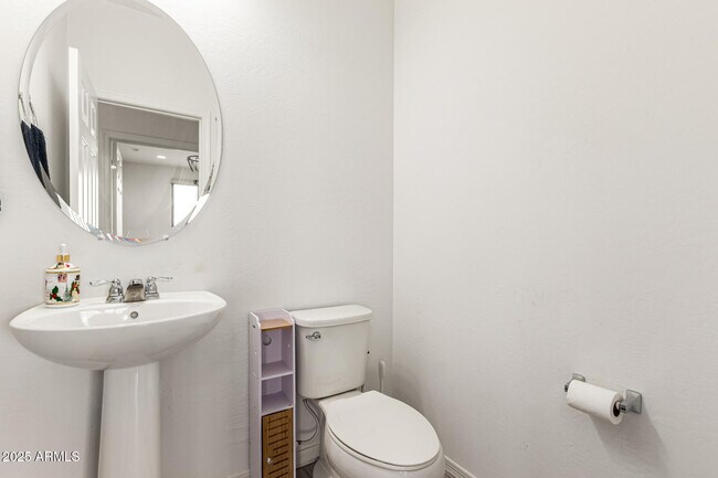 Building Photo - 1522 Sabel Ct