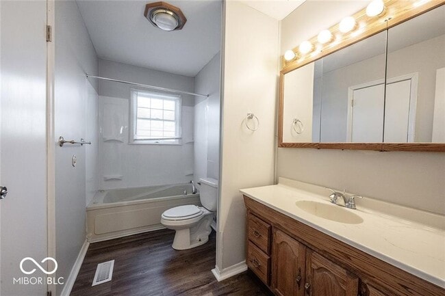 Building Photo - 8830 E 35th St