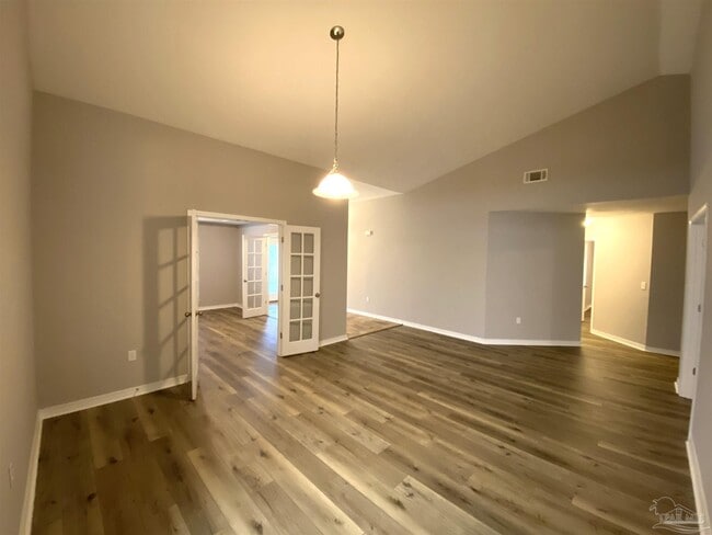 Building Photo - 1810 Twin Pine Blvd