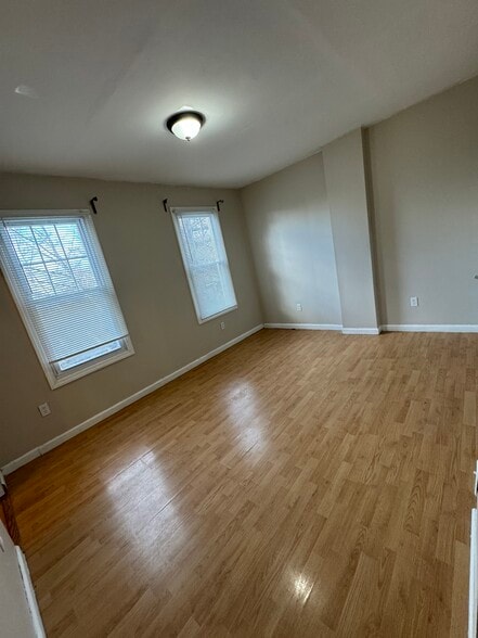 Building Photo - 189 Summer St