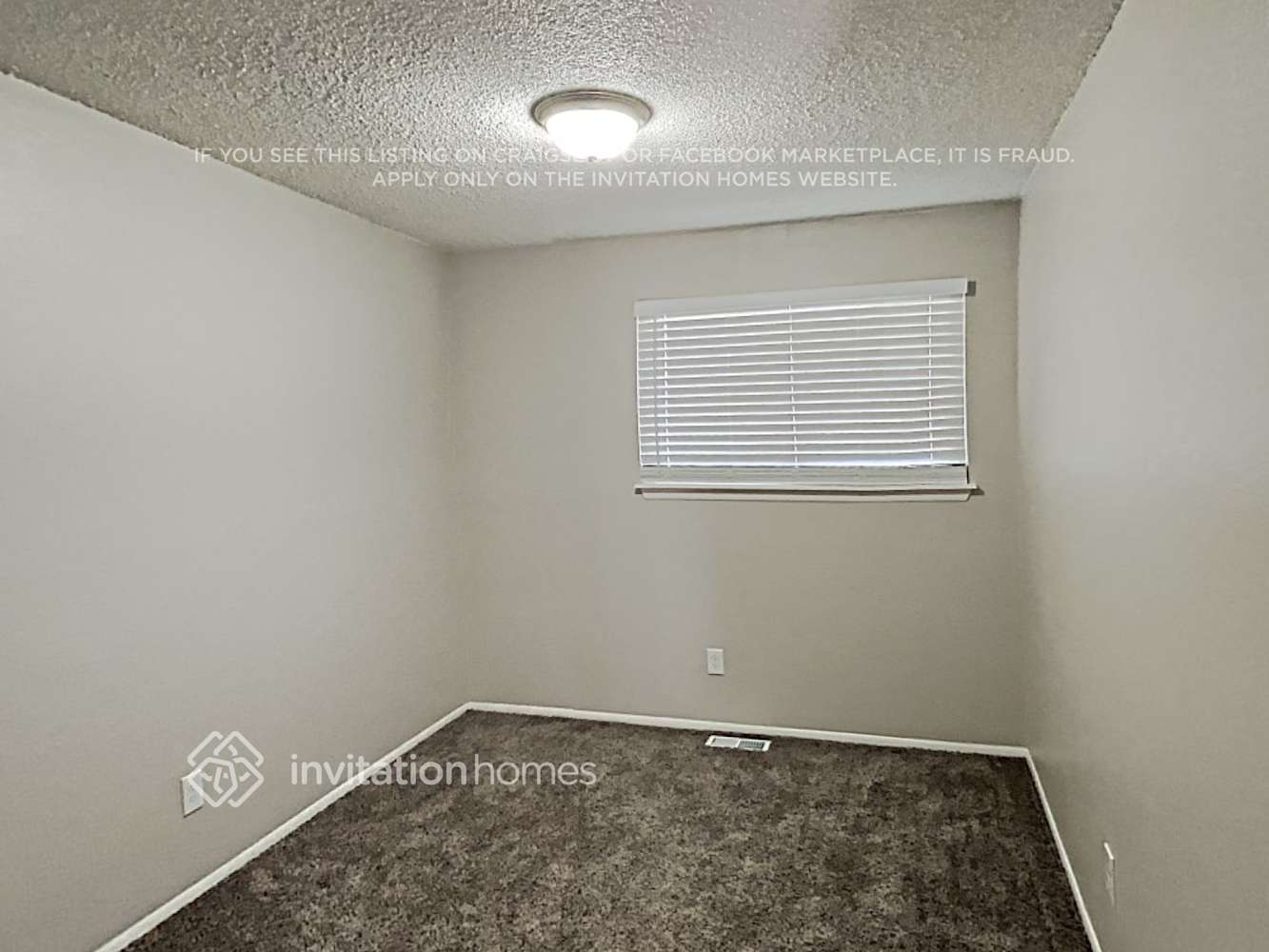 Building Photo - 13016 Grove Cir