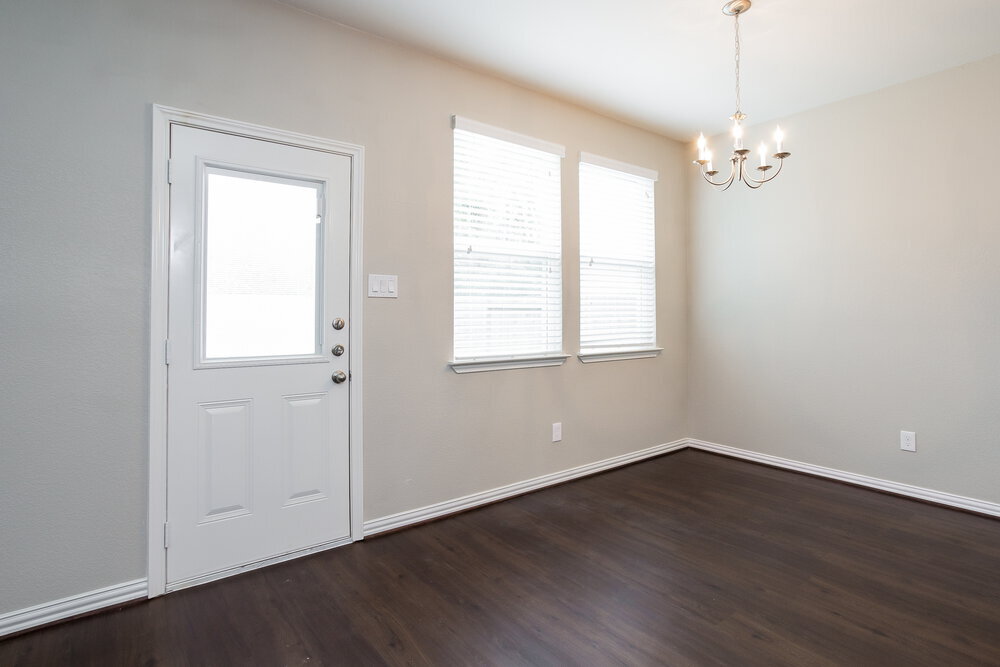 Building Photo - 2802 Mesquite Ridge Dr