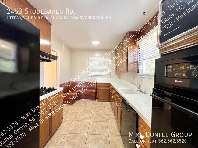 Building Photo - 2453 N Studebaker Rd