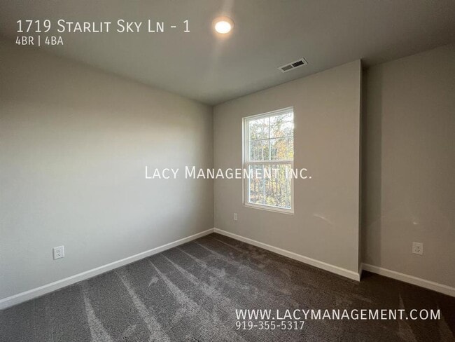 Building Photo - 1719 Starlit Sky Ln