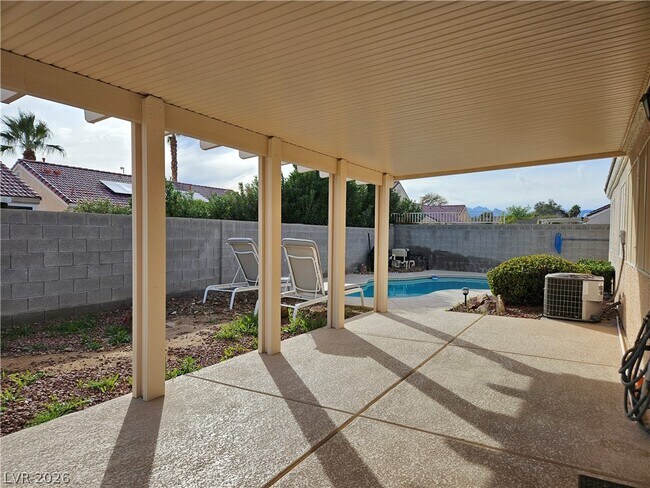 Building Photo - 2603 Inlet Spring Ave