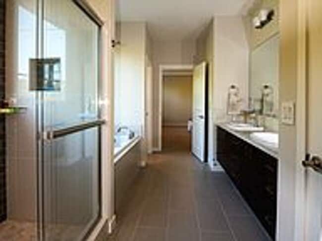 Building Photo - Charming Newer Camas Home in Gated Community