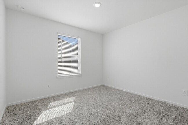 Building Photo - 7720 Inwood Grv Ln