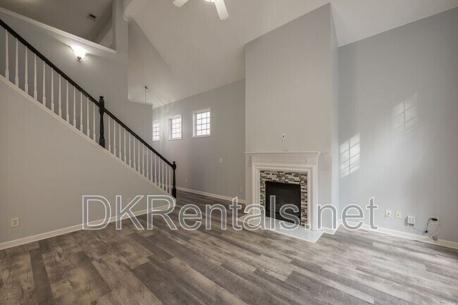 Building Photo - 5192 Centennial Creek View NW